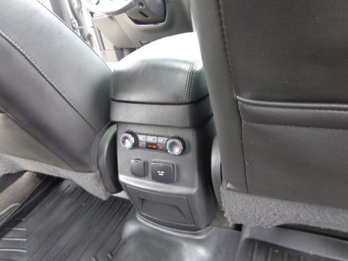 Used 2015 Ford Explorer FWD Limited image 14