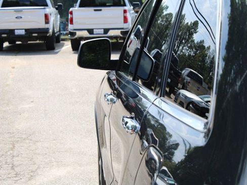 Used 2014 Jeep Grand Cherokee Limited image 23