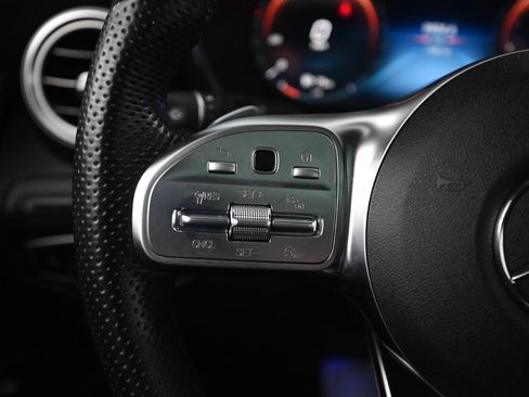 Used 2021 Mercedes-Benz GLC 300 image 31