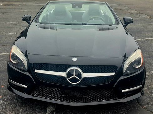 Used 2013 Mercedes-Benz SL 550 image 15