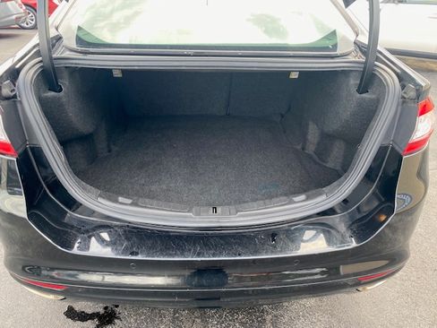 Used 2013 Ford Fusion Titanium image 16