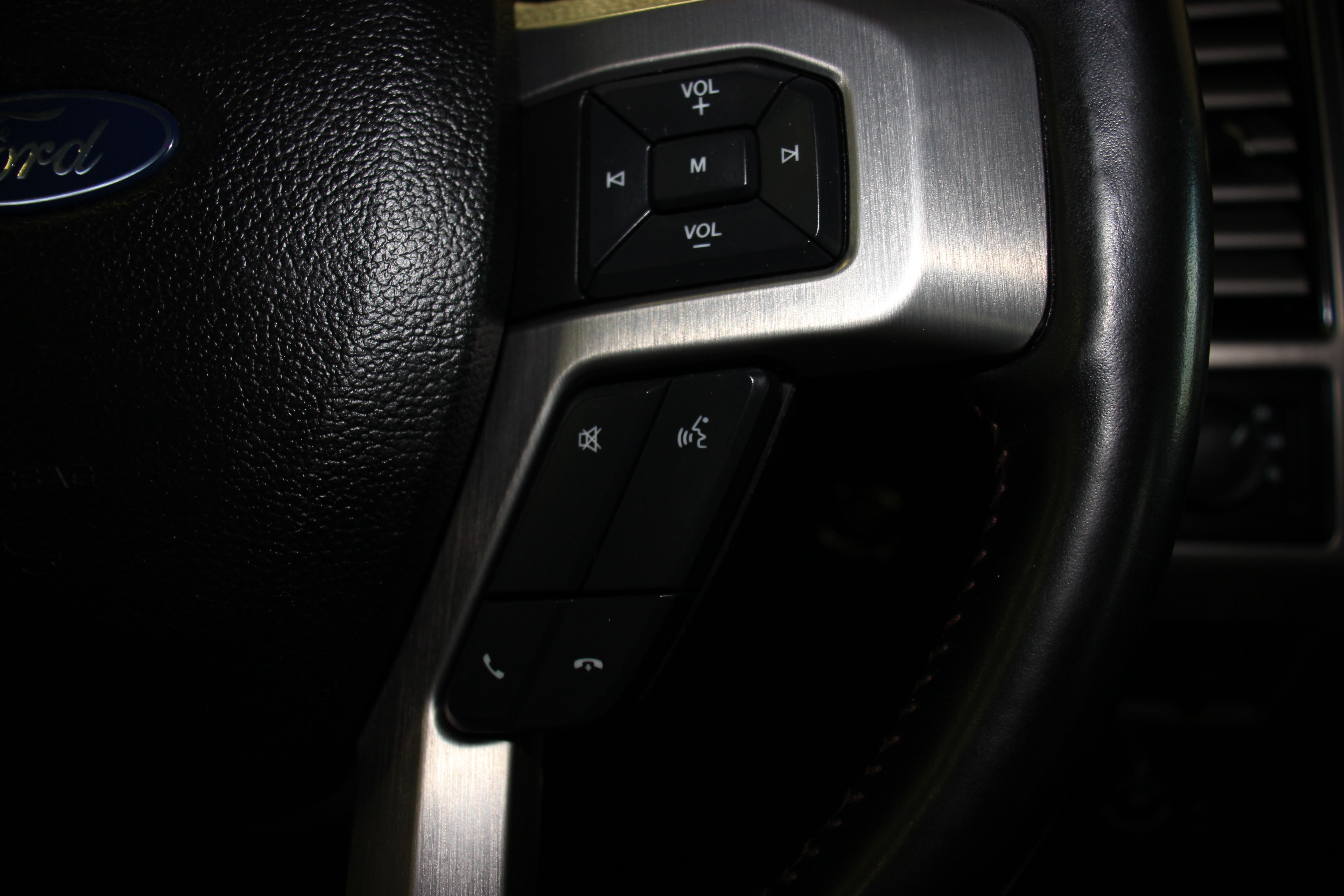 Used 2021 Ford F450 4x4 Crew Cab Super Duty image 33