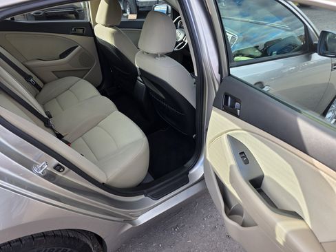 Used 2013 Kia Optima LX image 11