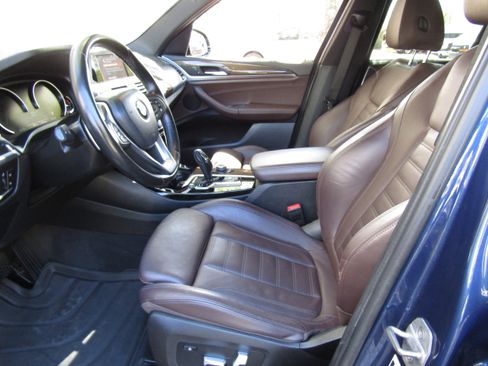Used 2019 BMW X3 sDrive30i image 8