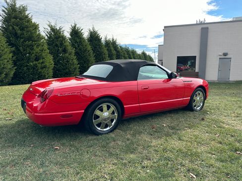 Used 2002 Ford Thunderbird image 19