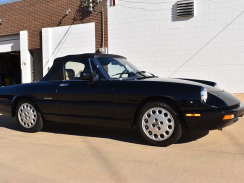 Used 1992 Alfa Romeo Spider Veloce image 5