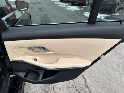 Used 2019 BMW 330i xDrive image 16