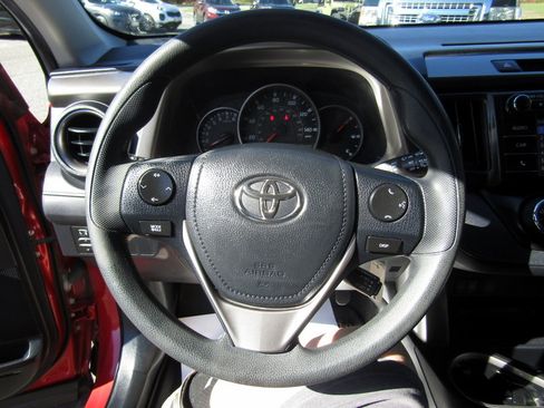 Used 2016 Toyota RAV4 LE image 24