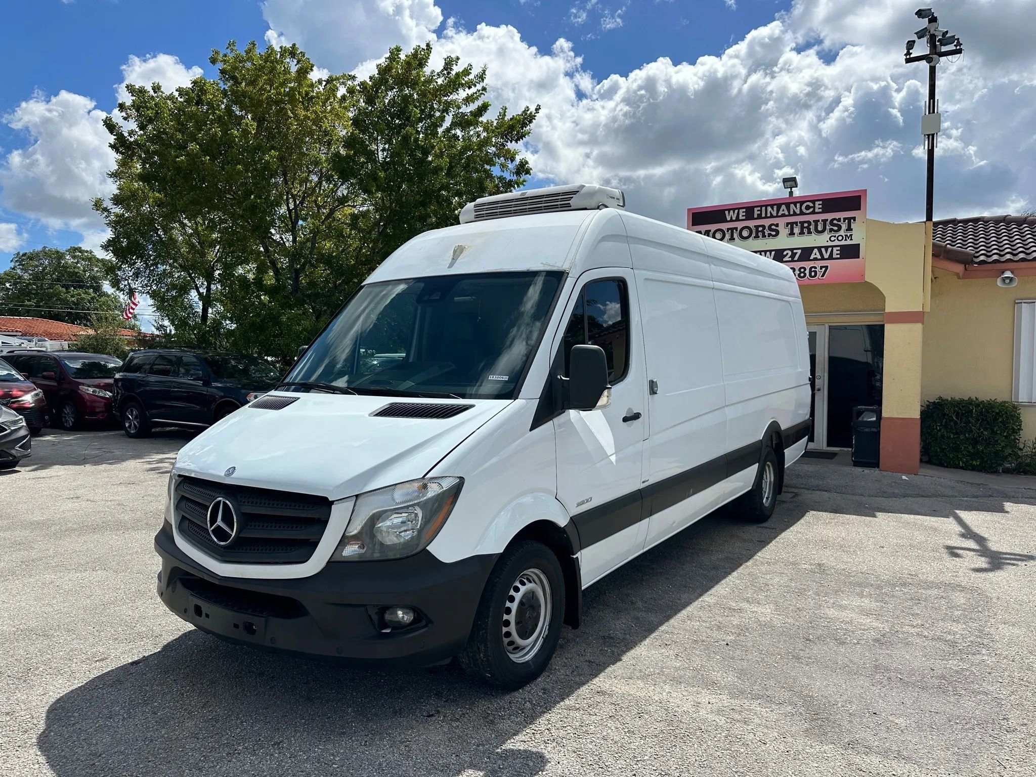 Used 2016 Mercedes-Benz Sprinter 2500 170 Extended Cargo image 3