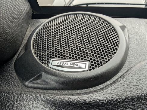 Used 2015 Jeep Wrangler Unlimited Sahara w/ Altitude image 13