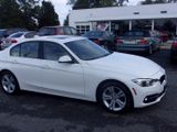 Used 2018 BMW 330i xDrive image 3