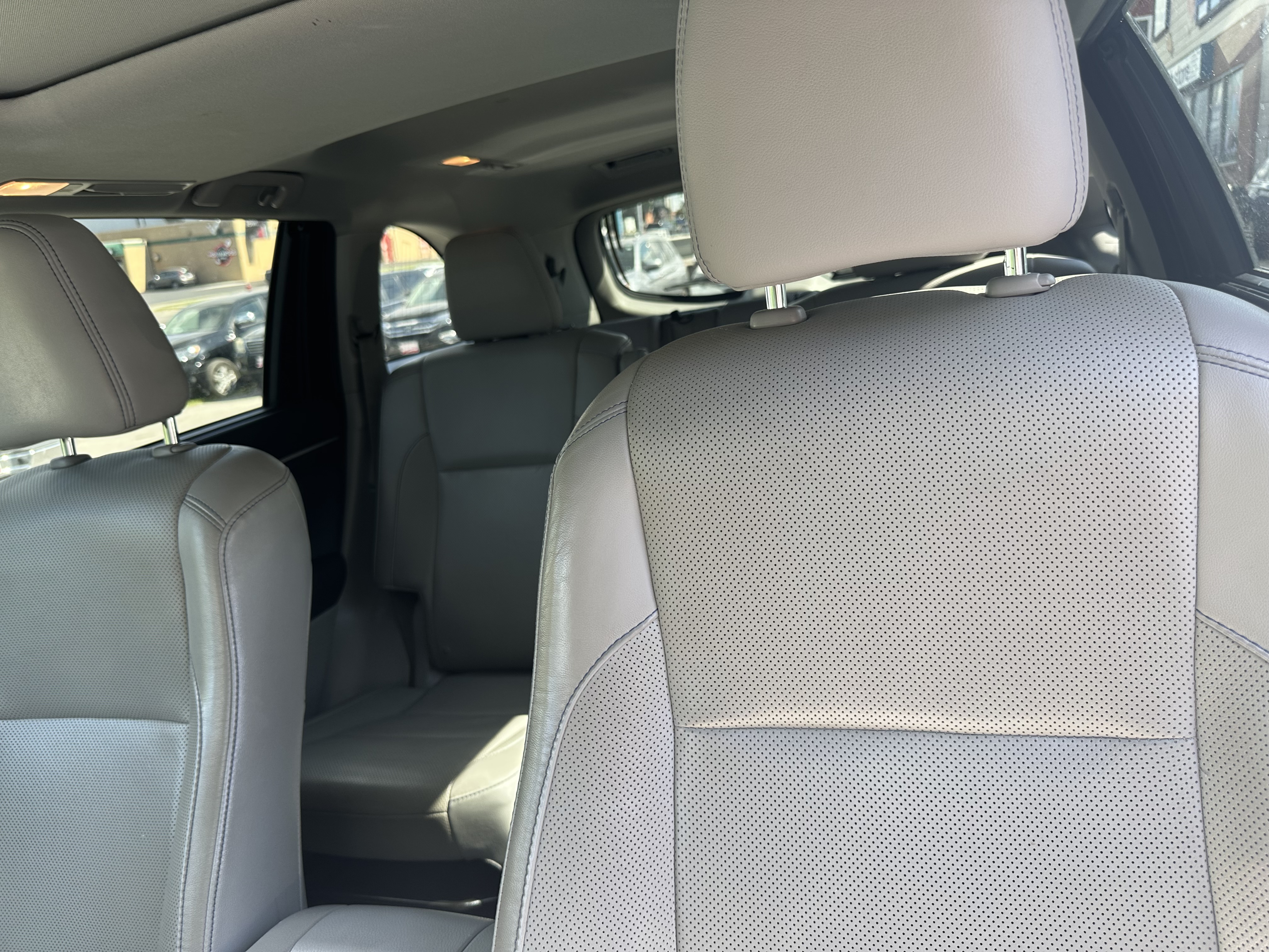 Used 2016 Toyota Highlander Limited AWD/4WD image 9