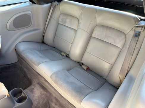 Used 2004 Chrysler Sebring Limited image 14