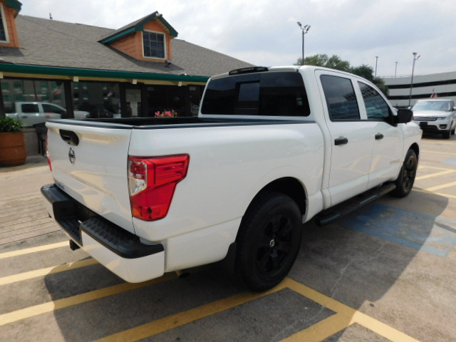 Used 2019 Nissan Titan S RWD image 8