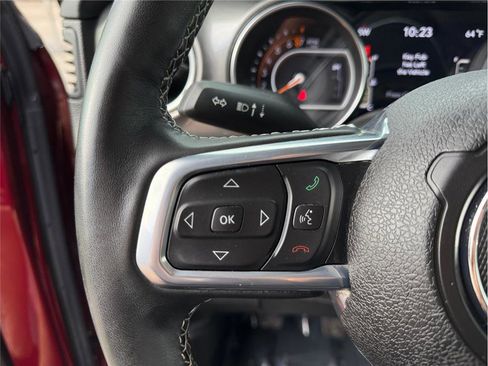 Used 2022 Jeep Wrangler Unlimited Sahara image 23