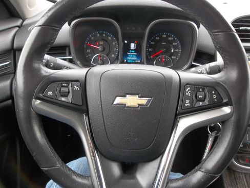Used 2016 Chevrolet Malibu Limited LTZ image 9