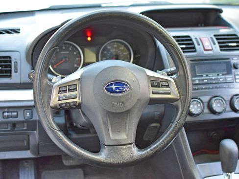 Used 2014 Subaru XV Crosstrek 2.0i Premium image 22