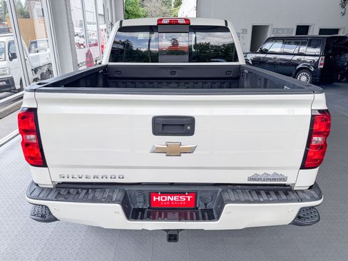 Used 2015 Chevrolet Silverado 1500 4x4 Crew Cab High Country image 5