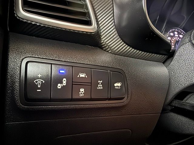 Used 2019 Hyundai Tucson AWD image 16