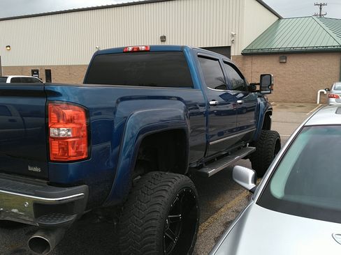 Used 2018 GMC Sierra 2500 SLT image 5