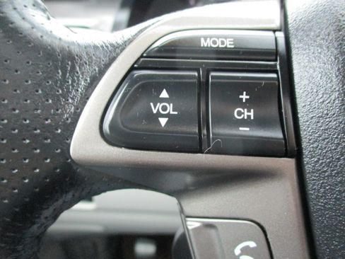 Used 2016 Honda Odyssey EX-L image 38