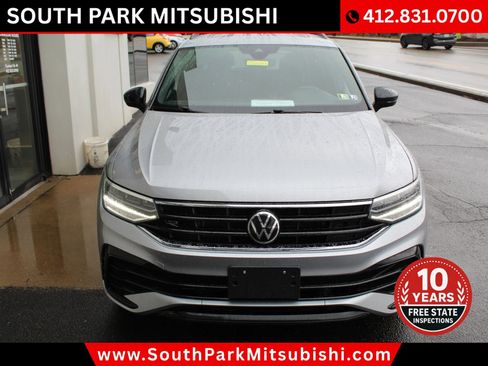 Used 2023 Volkswagen Tiguan SE R-Line image 4