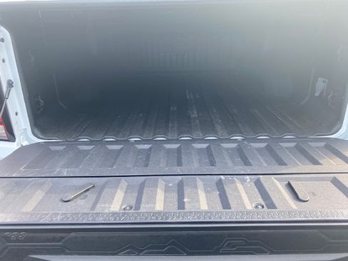 Used 2023 Chevrolet Colorado Z71 image 24