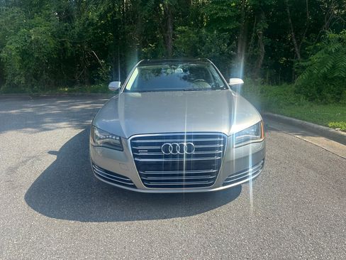 Used 2012 Audi A8 L 4.2 image 43