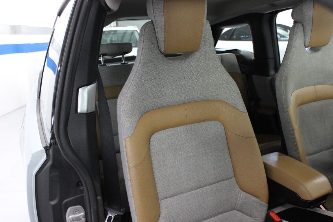 Used 2015 BMW i3 w/ Range Extender RWD image 30