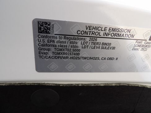 Used 2026 Chevrolet Traverse FWD LT image 31