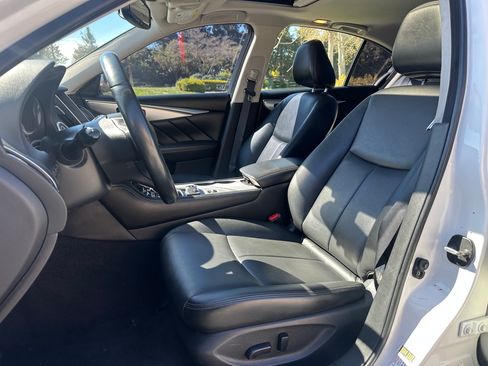 Used 2019 INFINITI Q50 3.0t Luxe image 8