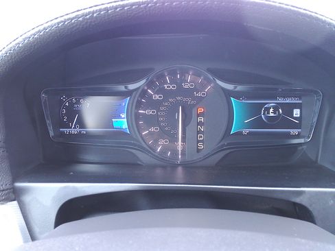 Used 2015 Lincoln MKX image 14