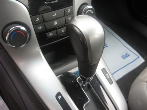 Used 2012 Chevrolet Cruze Eco image 12