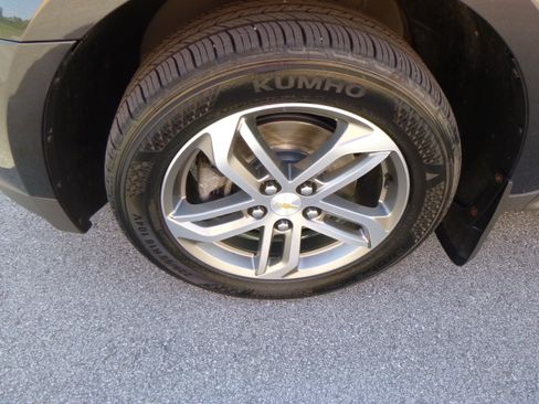 Used 2016 Chevrolet Equinox LTZ image 11