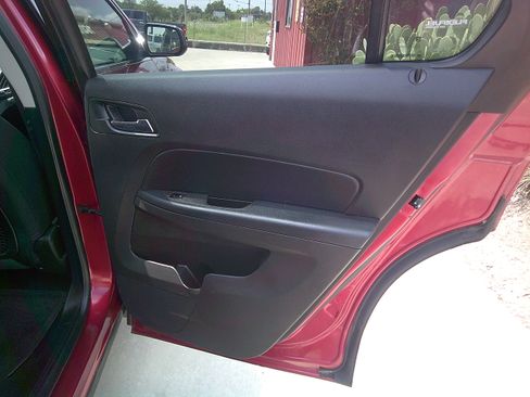 Used 2015 Chevrolet Equinox LT FWD image 11