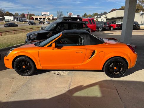 Used 2003 Toyota MR2 Spyder image 5