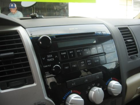 Used 2008 Toyota Tundra 4x4 Double Cab image 11