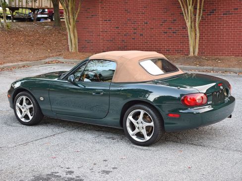 Used 2001 MAZDA MX-5 Miata SE image 12
