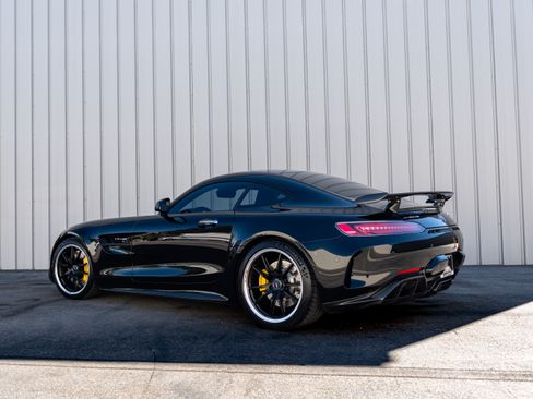 Used 2018 Mercedes-Benz AMG GT R image 6