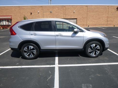Used 2016 Honda CR-V Touring image 5