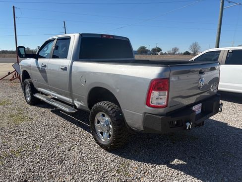 Used 2021 RAM 2500 Big Horn image 3