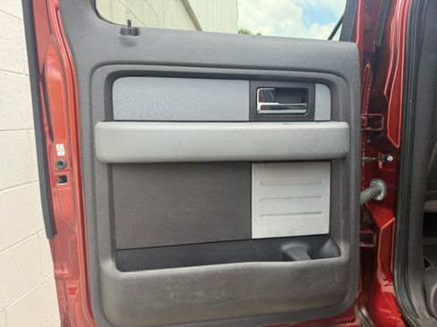 Used 2014 Ford F150 4x4 SuperCrew image 11