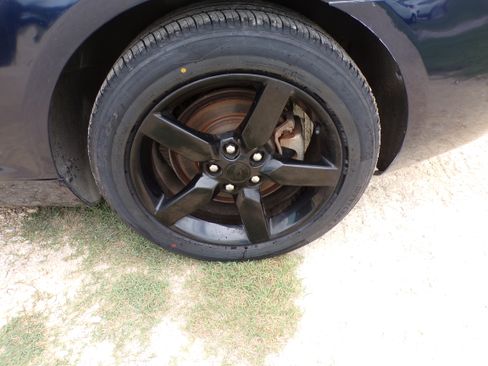 Used 2012 Chevrolet Camaro LS image 9