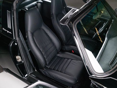 Used 1987 Porsche 911 Carrera RWD image 74