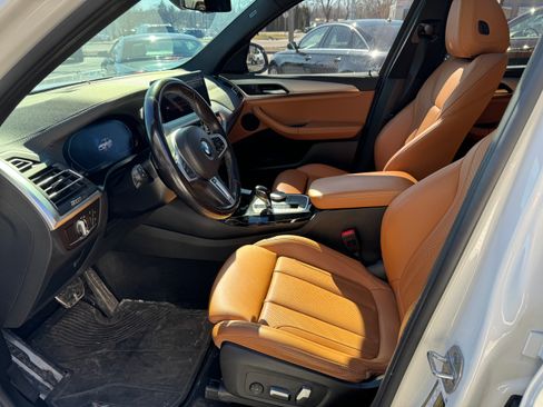 Used 2022 BMW X3 M40i image 10