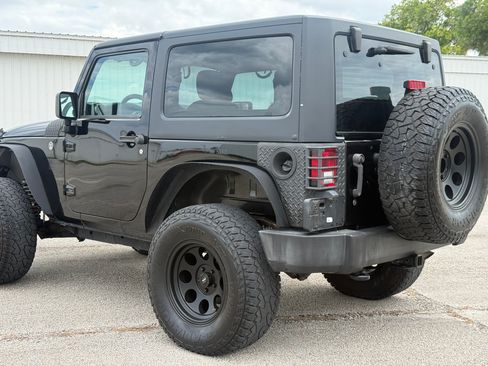 Used 2017 Jeep Wrangler Sport AWD/4WD image 33