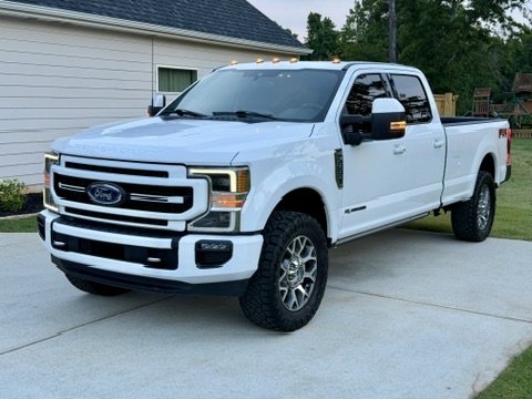 Used 2022 Ford F350 4X4 Crew Cab Lariat image 3