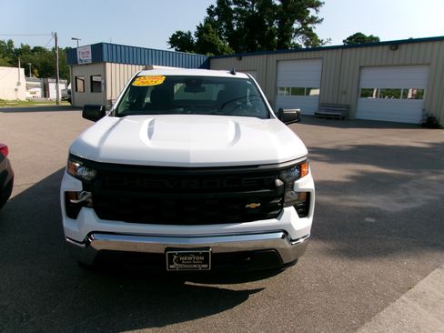 Used 2025 Chevrolet Silverado 1500 2WD Regular Cab W/T image 4