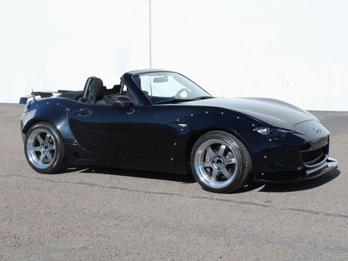 Used 2016 MAZDA MX-5 Miata Club image 9