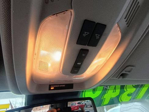 Used 2017 GMC Terrain SLE image 21